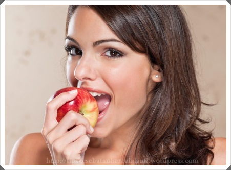 Manfaat Makan Apel dengan Kulitnya